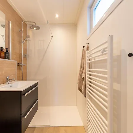 別荘 Bij De Bakker Oud Ade